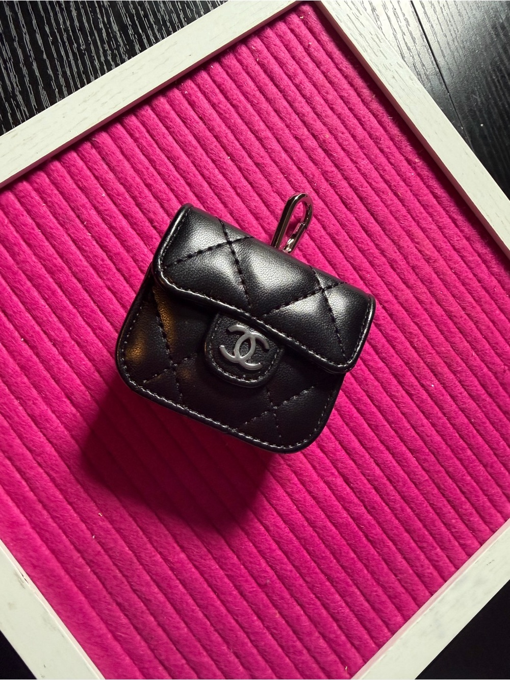 AirPods holder Black Quilted Mini Pouch Keychain